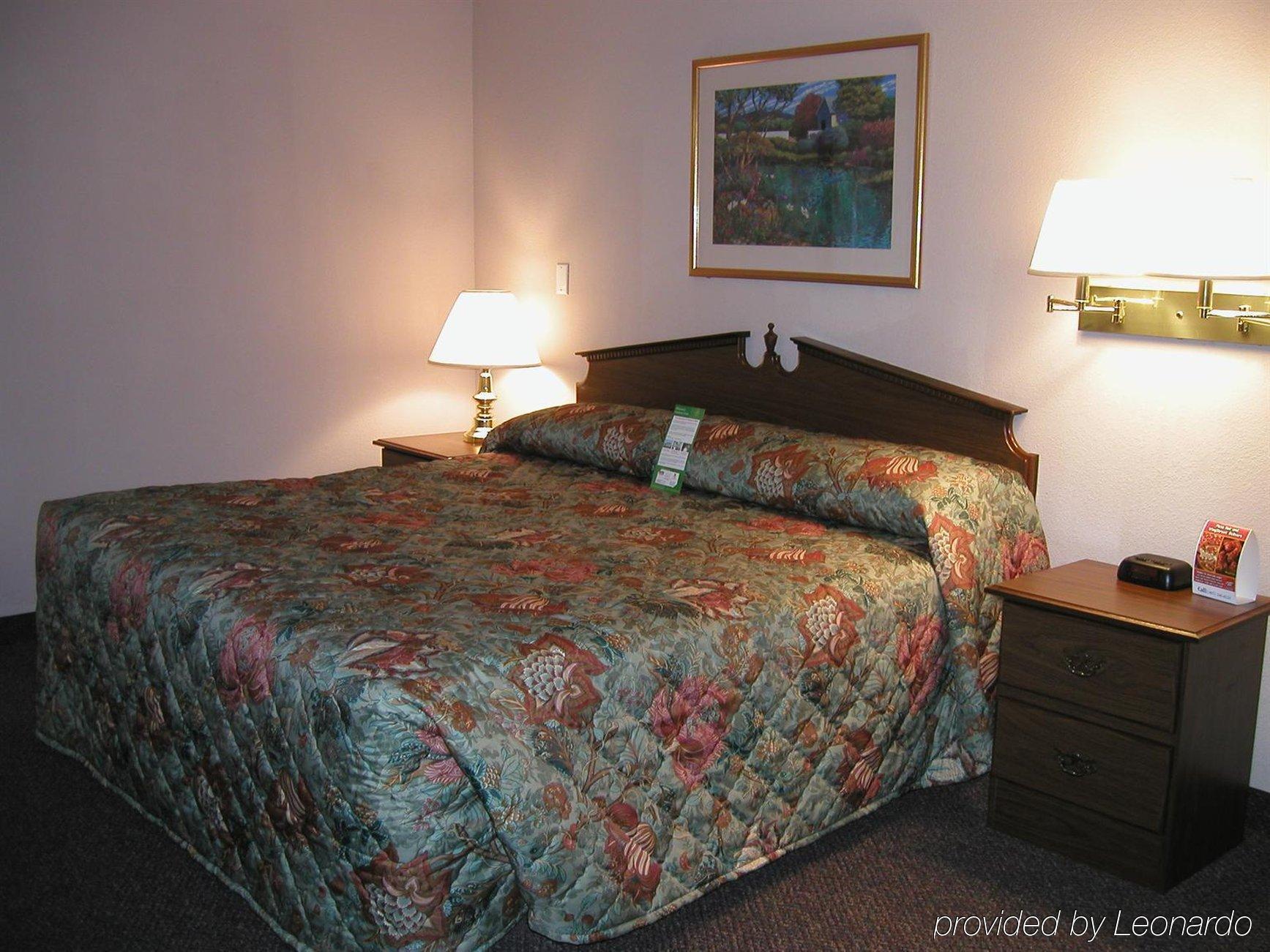 Intown Suites Extended Stay Chesapeake Va - I-64 Crossways Blvd Kültér fotó